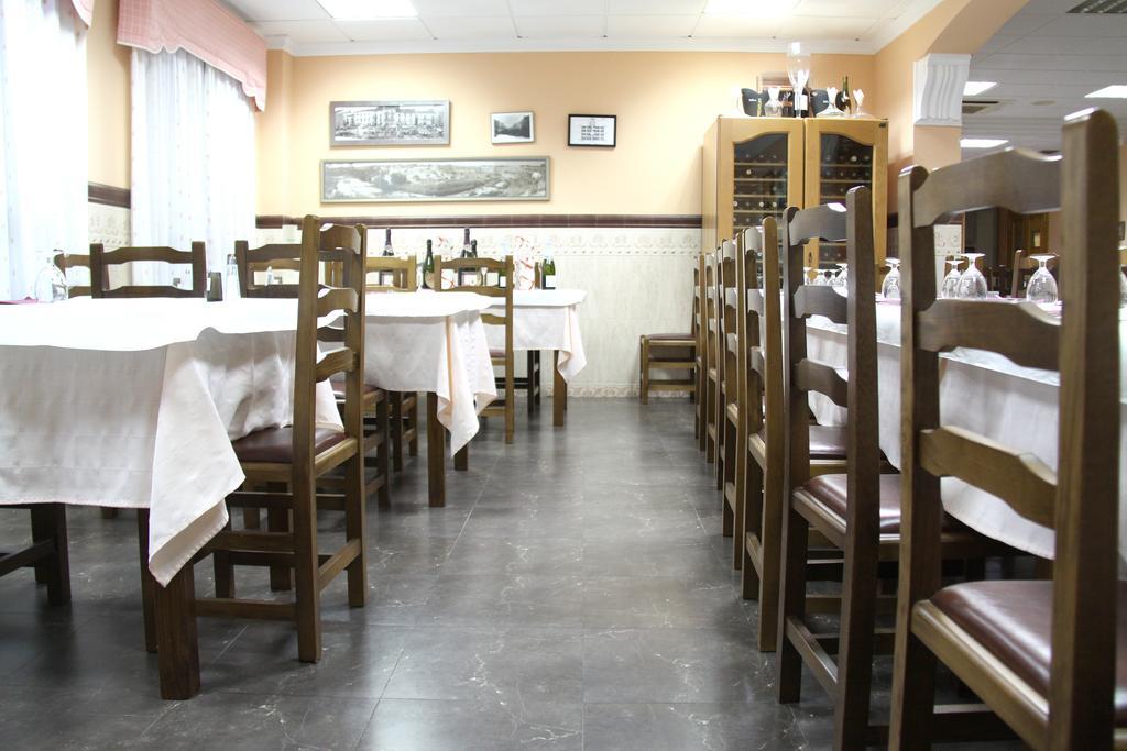 Hostal Restaurante La Masia Vila-real Εξωτερικό φωτογραφία