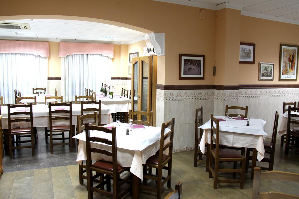 Hostal Restaurante La Masia Vila-real Εξωτερικό φωτογραφία