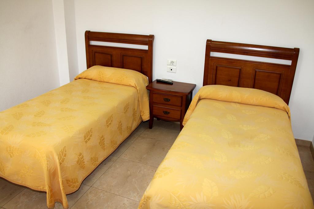 Hostal Restaurante La Masia Vila-real Εξωτερικό φωτογραφία